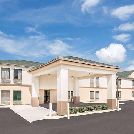 Super 8 By Wyndham Galesburg Hotel Exterior photo